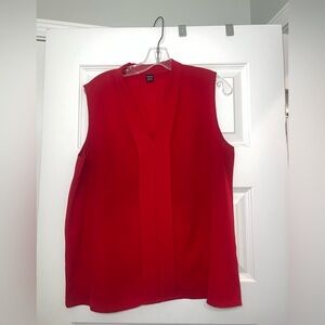 SHEIN Red Sleeveless Pleated V‑Neck Blouse